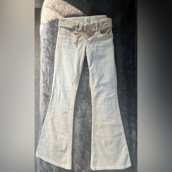 RARE A&F Vintage belted cream courdoroy with embroidery. Size 2. - Picture 5 of 15